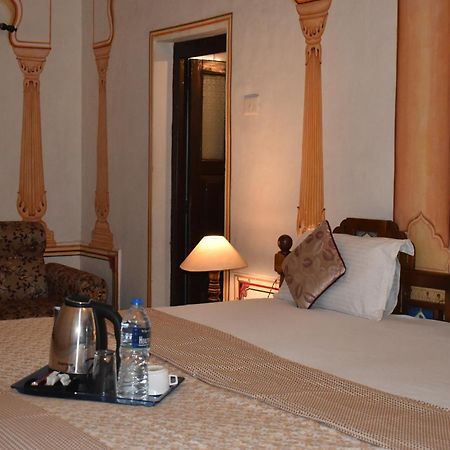 Hotel Nawal Sagar Palace - Būndi Habitación foto